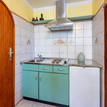 Ferienwohnung Fur 3 Personen Ca 30 Qm In Crikvenica, Kvarner Bucht Und Umgebung - B60803 * Crikvenica